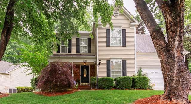 Photo of 8532 Piccone Brook Ln, Charlotte, NC 28216