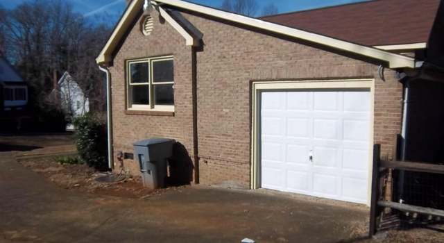 Photo of 6915 Sardis Green Ct, Charlotte, NC 28270