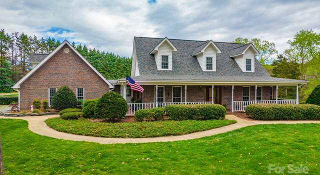 Photo of 1456 Peaceful Valley Dr, Hickory, NC 28602