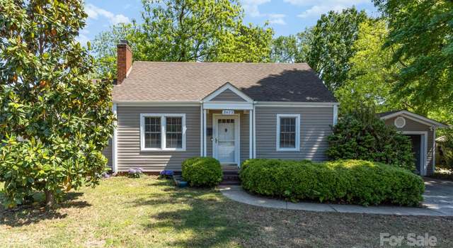 Photo of 3612 The Plz, Charlotte, NC 28205