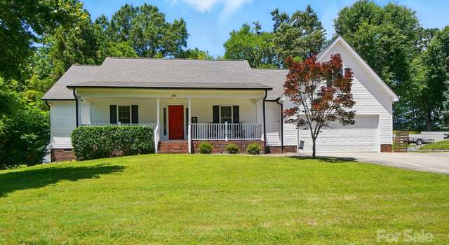 Photo of 185 Eastcliff Dr SE, Concord, NC 28025