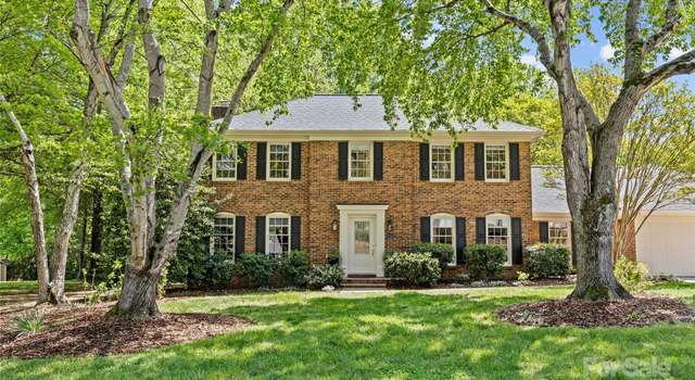 Photo of 9607 Stoney Hill Ln, Charlotte, NC 28277