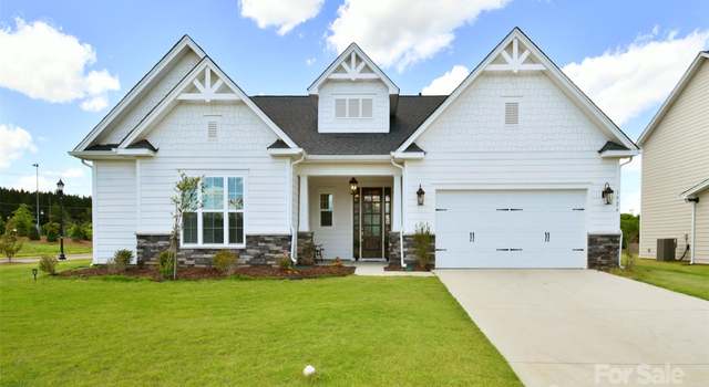 Photo of 3924 Dahlia Dr, Harrisburg, NC 28075