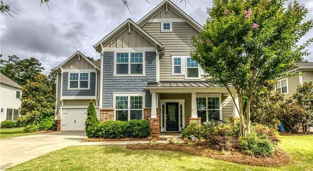 Photo of 1738 Fairntosh Dr, Fort Mill, SC 29715