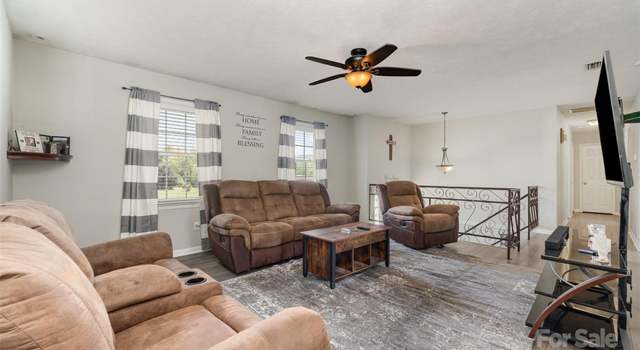 Photo of 220 Hilltop St, Connelly Springs, NC 28612