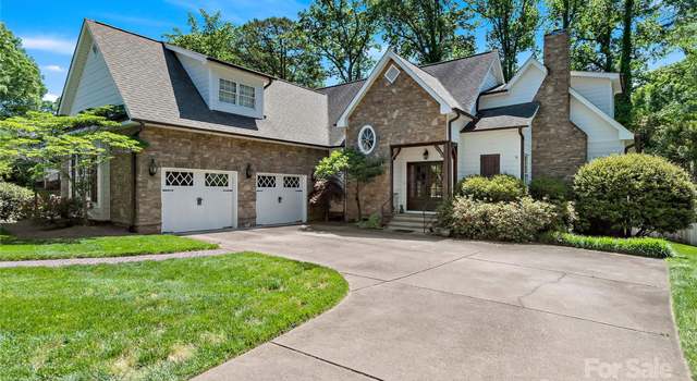 Photo of 3460 Scarsborough Dr, Winston Salem, NC 27104
