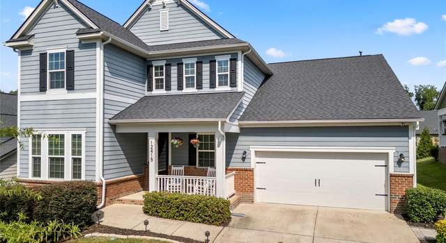 Photo of 12415 Es Draper Dr, Huntersville, NC 28078