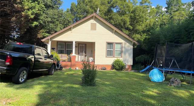 Photo of 1317 14th St NE, Hickory, NC 28601