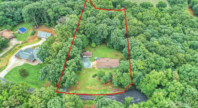 Photo of 3017 Brooks Mill Ln, Wingate, NC 28174