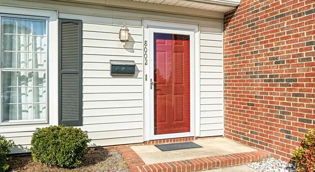 Photo of 8002 Regent Park Ln, Charlotte, NC 28210