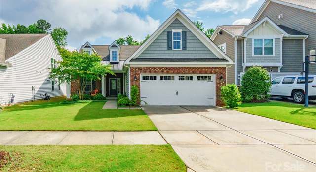 Photo of 640 Mackenzie Falls Dr, Fort Mill, SC 29715