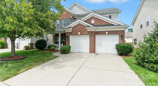 Photo of 6317 Woodland Commons Dr, Charlotte, NC 28269