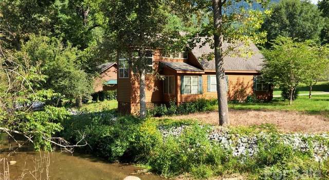 Photo of 25 Reedy Creek Ct #2, Hendersonville, NC 28792