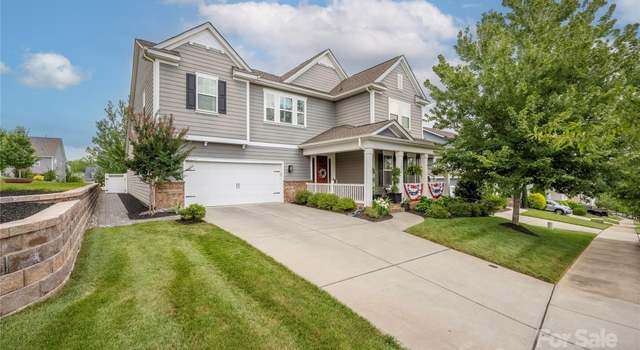 Photo of 11020 Vanguard Pkwy, Huntersville, NC 28078
