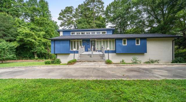 Photo of 1261 Westbrook Cir, Gastonia, NC 28052