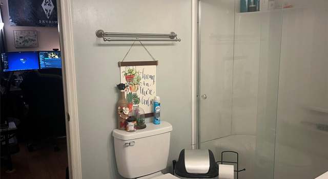 Photo of 525 12th St SW #5, Hickory, NC 28602