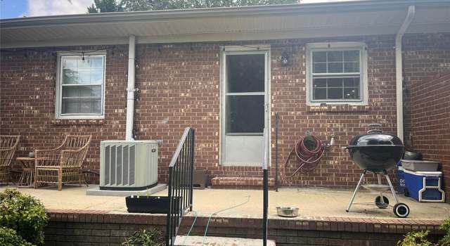 Photo of 525 12th St SW #5, Hickory, NC 28602