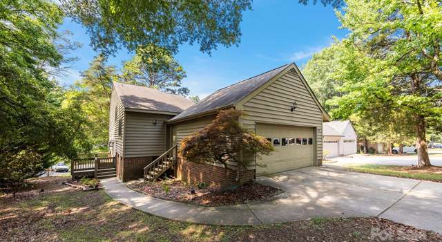 Photo of 9008 St Croix Ln, Charlotte, NC 28277