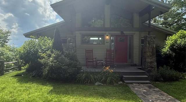 Photo of 1135 Wonder View Dr, Bryson City, NC 28713