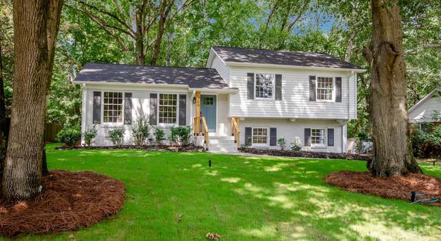 Photo of 6706 Queensberry Dr, Charlotte, NC 28226