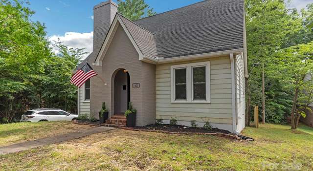 Photo of 1421 12th Street Dr NW, Hickory, NC 28601