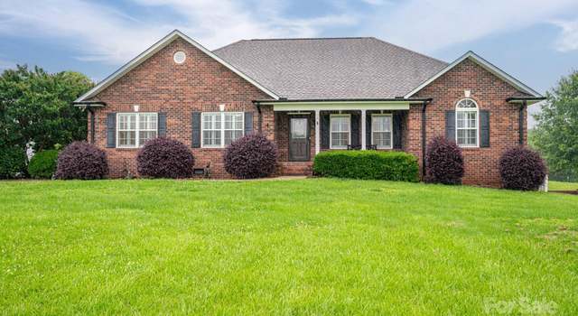 Photo of 2817 Long Cir #1, Iron Station, NC 28080