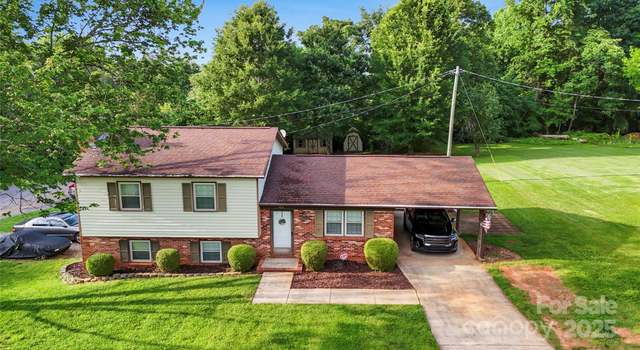 Photo of 103 Little Forest Ln, Statesville, NC 28625