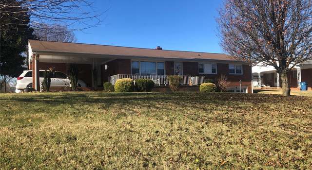 Photo of 804 Church St NW, Valdese, NC 28690