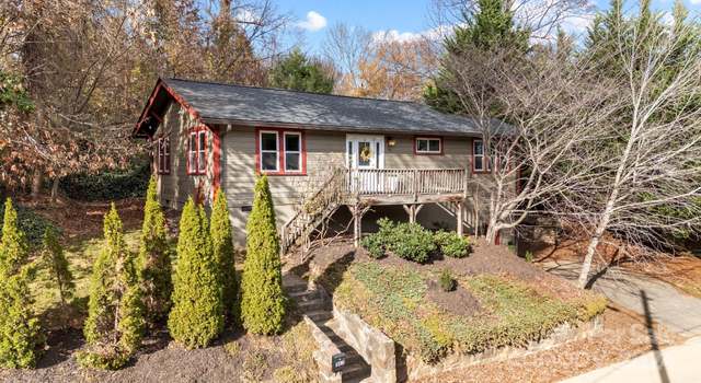 Photo of 143 Druid Dr, Asheville, NC 28806