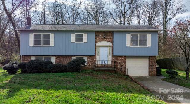 Photo of 4142 2nd St NE, Hickory, NC 28601