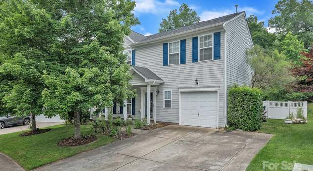 Photo of 1017 Chalk Hill Ln, Charlotte, NC 28214
