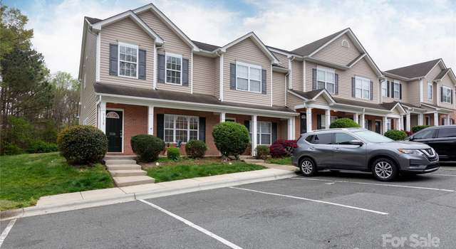 Photo of 3138 Golden Dale Ln, Charlotte, NC 28262