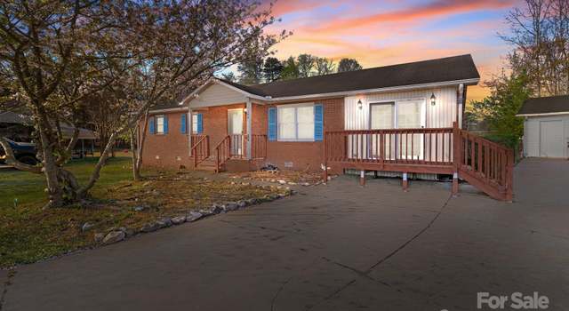 Photo of 1104 Crestview Dr, Salisbury, NC 28146