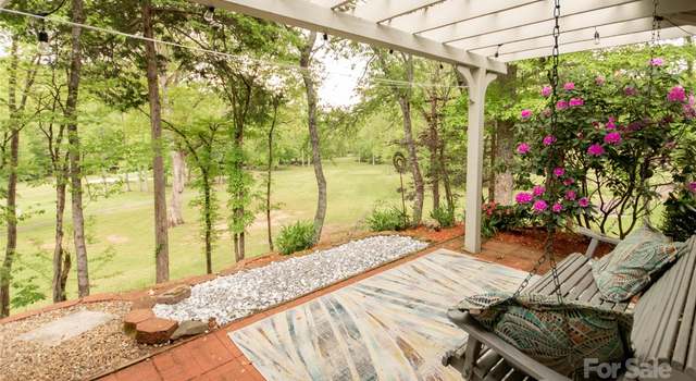 Photo of 775B Oak Creek Rd Unit B, Franklin, NC 28734