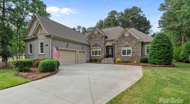Photo of 7687 Bermuda Hills Ln, Denver, NC 28037