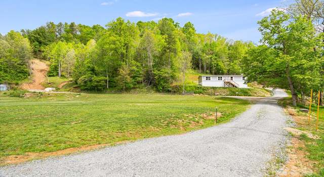 Photo of 2191 Deep Gap Rd, Flat Rock, NC 28731