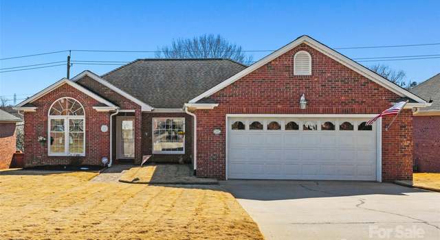 Photo of 1911 Connemara Ct, Gastonia, NC 28054