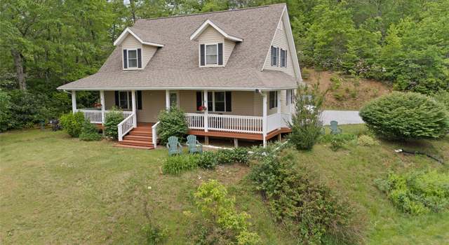 Photo of 138 Down To Earth Dr, Burnsville, NC 28714