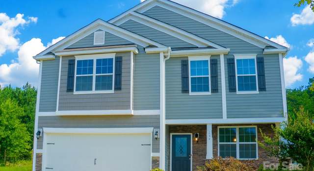 Photo of 6817 Pennyroyal Way, Charlotte, NC 28216