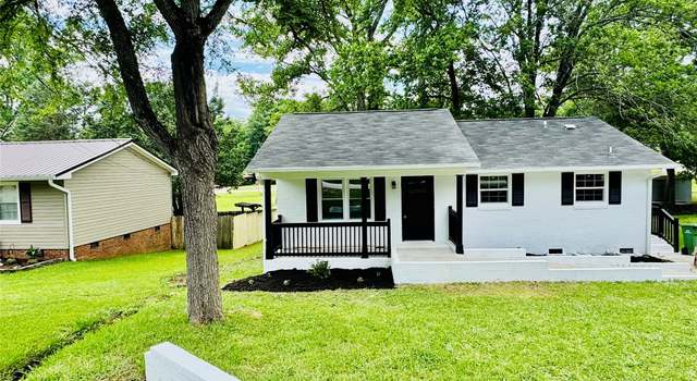 Photo of 330 Willow Oak Cir, Lancaster, SC 29720