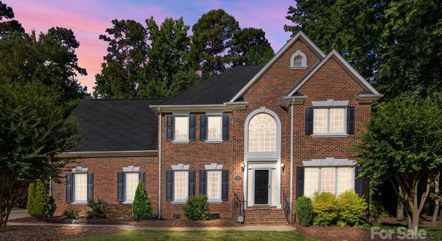 Photo of 2608 Carmarthen Ct, Matthews, NC 28104