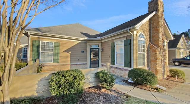 Photo of 5573 Prosperity View Dr, Charlotte, NC 28269