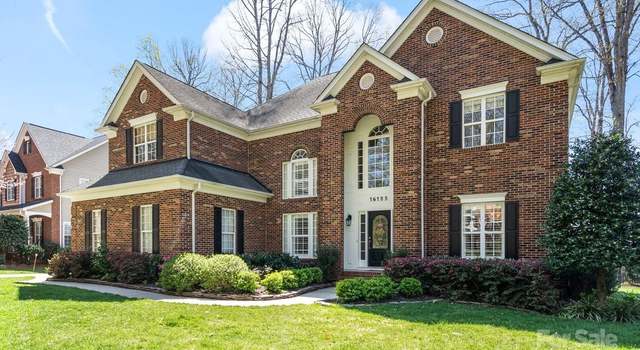 Photo of 16123 Chiltern Ln, Huntersville, NC 28078