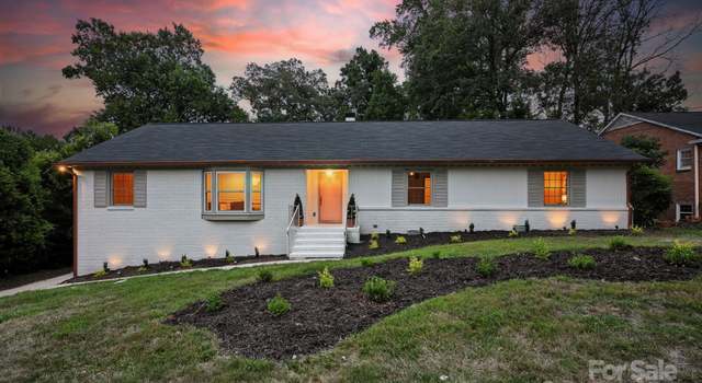 Photo of 710 Peranna Pl, Charlotte, NC 28211
