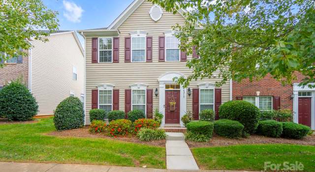Photo of 8219 Bridgegate Dr, Huntersville, NC 28078