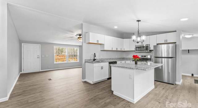 Photo of 2330 West View Acres Avenue Ext, Hickory, NC 28601