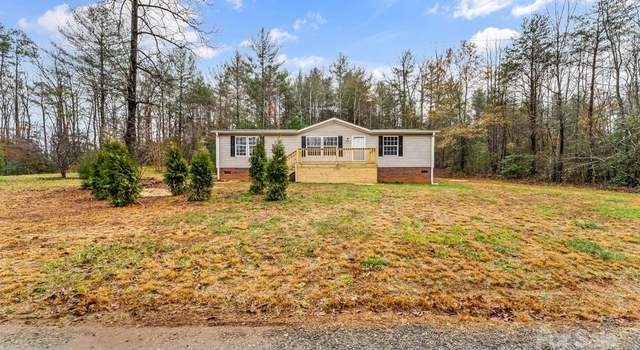 Photo of 2330 West View Acres Avenue Ext, Hickory, NC 28601