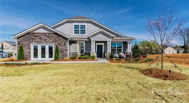 Photo of 1002 Heritage Pointe, Indian Trail, NC 28079