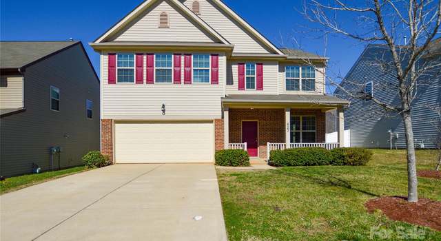 Photo of 627 Barcroft Ln, Fort Mill, SC 29715