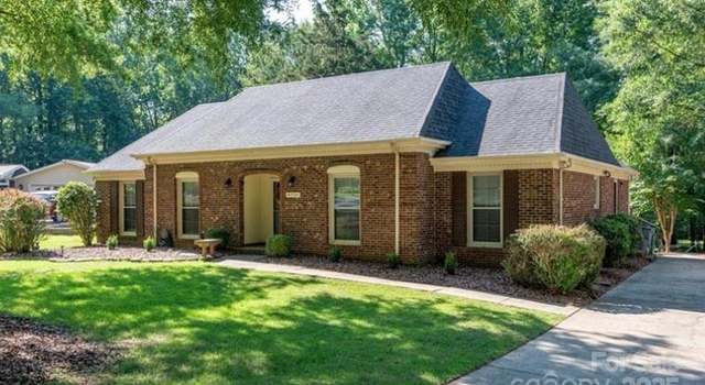 Photo of 4714 Autumn Leaf Ln, Charlotte, NC 28277